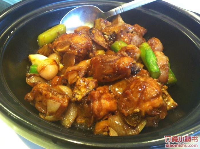 鹅肝排骨煲