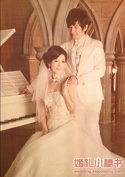 叶世荣迎娶模特娇妻